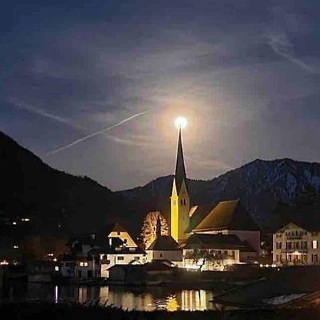 See- Und Bergblick In Bestlage Am Tegernsee Esterno foto