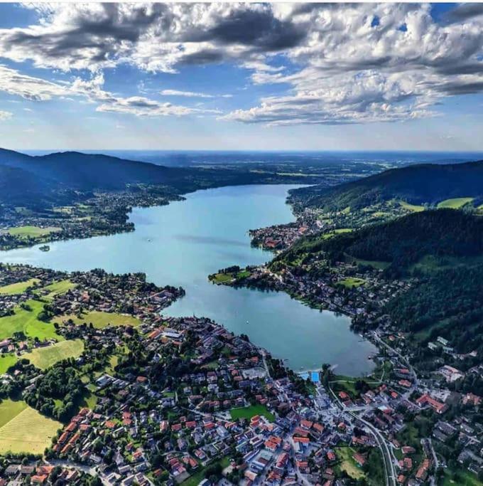 See- Und Bergblick In Bestlage Am Tegernsee Esterno foto